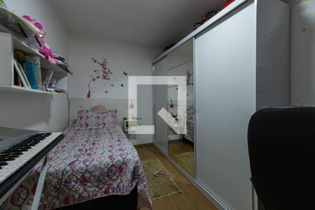 Casa à venda com 200m², 3 quartos e 2 vagas Casa à venda com 200m², 3 quartos e 2 vagasQuarto 2