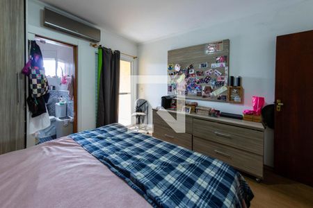 Casa à venda com 200m², 3 quartos e 2 vagas Casa à venda com 200m², 3 quartos e 2 vagasSuíte