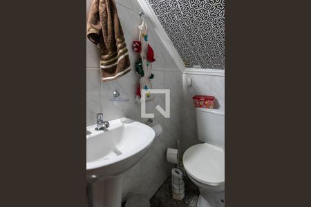 Lavabo  de casa à venda com 3 quartos, 200m² em Parque dos Bancários, São Paulo