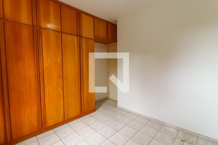 Quarto 1 de apartamento à venda com 2 quartos, 60m² em Parque Taboão, Taboão da Serra