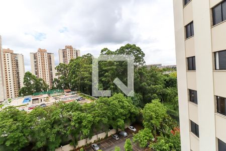 Vista do Quarto 2 de apartamento à venda com 2 quartos, 60m² em Parque Taboão, Taboão da Serra