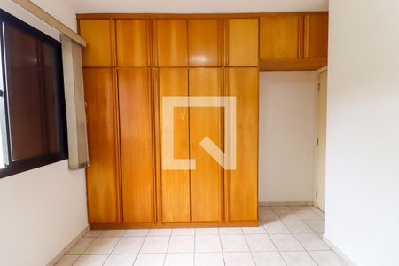 Quarto 1 de apartamento à venda com 2 quartos, 60m² em Parque Taboão, Taboão da Serra