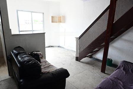 sala de apartamento para alugar com 2 quartos, 86m² em Vila Tupi, Praia Grande