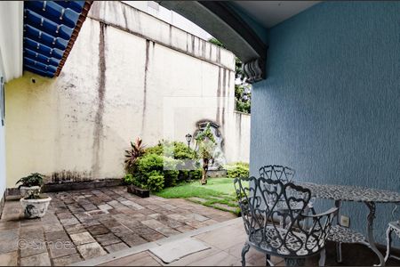 Casa à venda com 314m², 4 quartos e 5 vagas