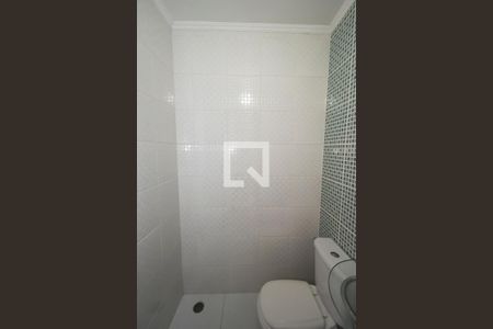 Lavabo de casa para alugar com 1 quarto, 50m² em Vila Nova Galvão, São Paulo