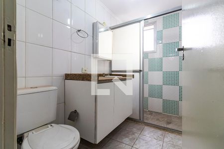 Banheiro de apartamento à venda com 1 quarto, 42m² em Liberdade, São Paulo