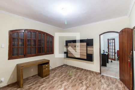 Sala de casa para alugar com 3 quartos, 80m² em Centro, Nilópolis