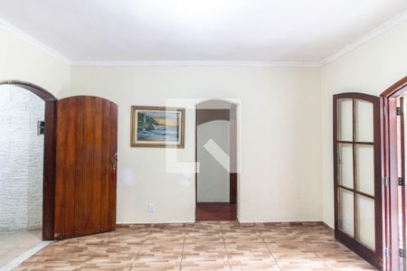 Sala de casa para alugar com 3 quartos, 80m² em Centro, Nilópolis