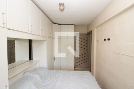 Quarto de apartamento para alugar com 1 quarto, 44m² em Partenon, Porto Alegre