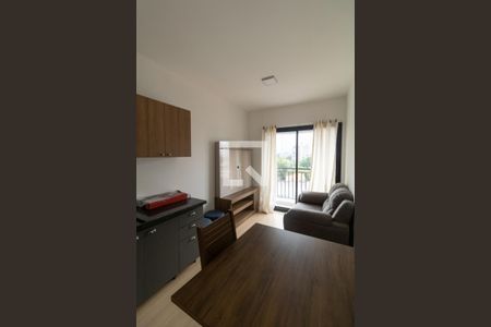 Sala/Cozinha de apartamento para alugar com 1 quarto, 24m² em Butantã, São Paulo