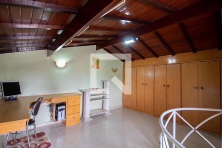 Escritório (Sótão) de casa à venda com 3 quartos, 289m² em Jaguaribe, Osasco