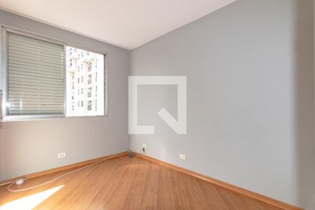 Quarto 2 de apartamento para alugar com 2 quartos, 72m² em Vila Olímpia, São Paulo