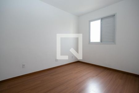 Quarto 1 de apartamento para alugar com 2 quartos, 55m² em Vila Pita, São Paulo