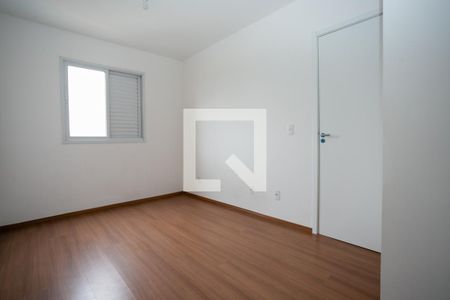 Quarto 1 de apartamento para alugar com 2 quartos, 55m² em Vila Pita, São Paulo