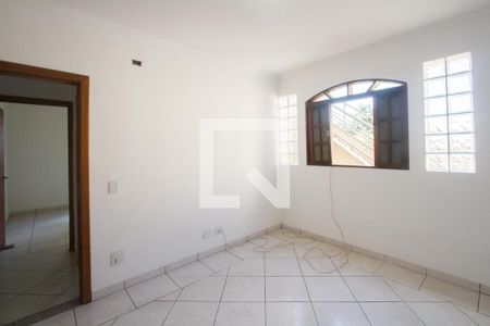 Casa à venda com 540m², 7 quartos e 3 vagas Casa à venda com 540m², 7 quartos e 3 vagasQuarto 3 Casa 2