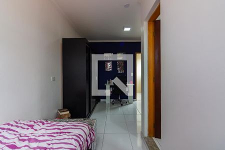 Suíte  de casa à venda com 3 quartos, 250m² em Veloso, Osasco