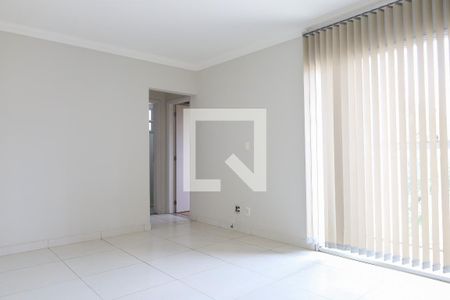 Sala de apartamento à venda com 2 quartos, 57m² em João Pinheiro, Belo Horizonte