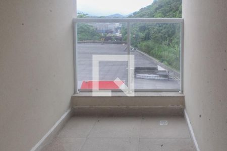Sacada  de apartamento para alugar com 2 quartos, 52m² em Parque Enseada, Guarujá