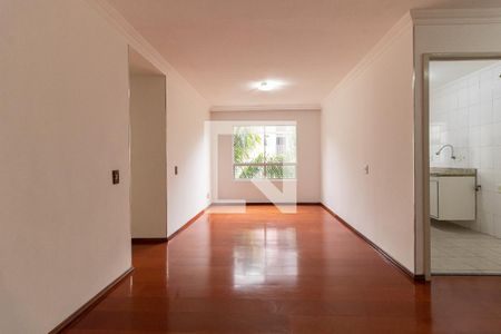 Sala de apartamento para alugar com 2 quartos, 63m² em Jardim Santa Emilia, São Paulo