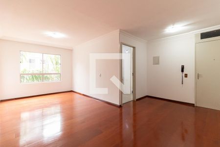 Sala de apartamento para alugar com 2 quartos, 63m² em Jardim Santa Emilia, São Paulo