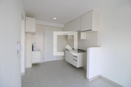 Sala/Cozinha  de apartamento à venda com 2 quartos, 35m² em Barra Funda, São Paulo