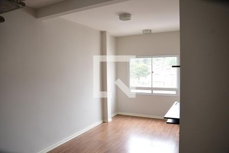 Sala de apartamento para alugar com 3 quartos, 99m² em Jardim Central, Cotia