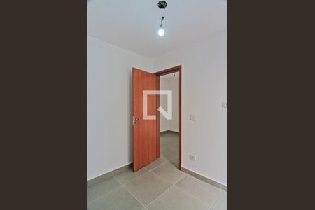 Quarto 1 de apartamento para alugar com 2 quartos, 35m² em Jardim Líbano, São Paulo