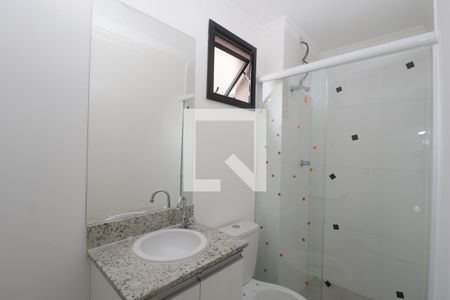 Banheiro de kitnet/studio para alugar com 1 quarto, 26m² em Vila Dom Pedro Ii, São Paulo