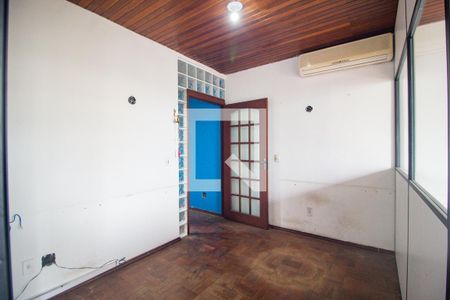 Sala de kitnet/studio para alugar com 1 quarto, 80m² em Santa Tereza, Porto Alegre