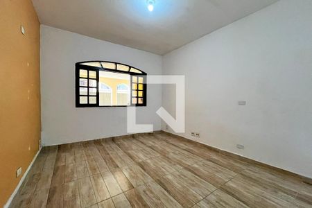 Quarto 1 de casa para alugar com 4 quartos, 150m² em Parque Maria Helena, Suzano