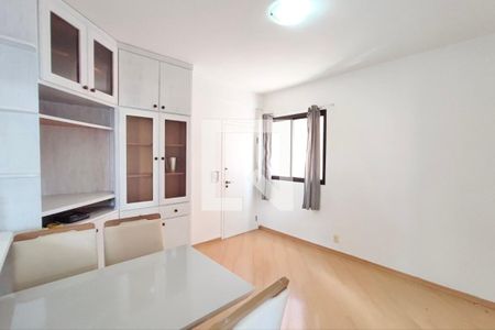 Sala de Estar / Sala de Jantar de apartamento à venda com 1 quarto, 50m² em Cambuí, Campinas