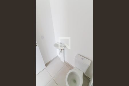 Banheiro de apartamento para alugar com 1 quarto, 25m² em Vila Butantã, São Paulo