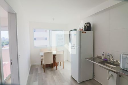 Sala  / Cozinha  de apartamento para alugar com 1 quarto, 25m² em Vila Butantã, São Paulo