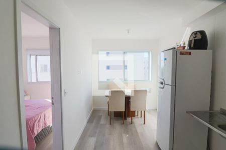 Sala  / Cozinha  de apartamento para alugar com 1 quarto, 25m² em Vila Butantã, São Paulo