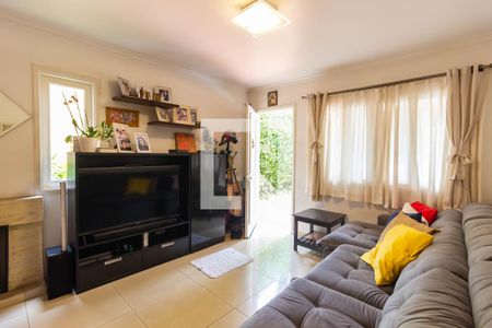 Sala de casa à venda com 3 quartos, 227m² em Jardim Monte Alegre, São Paulo