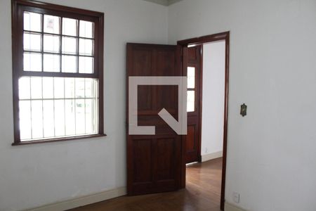 Quarto 2 de casa à venda com 2 quartos, 240m² em Água Branca, São Paulo