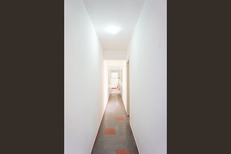 Corredor de casa para alugar com 2 quartos, 83m² em Vila Carrão, São Paulo