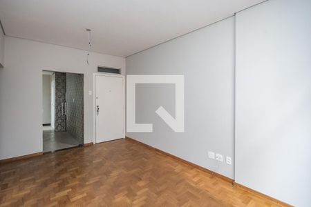 Sala de apartamento para alugar com 3 quartos, 103m² em Centro, Belo Horizonte