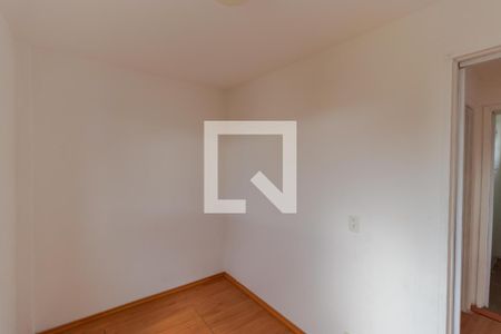 Quarto 01 de apartamento à venda com 2 quartos, 60m² em Jardim García, Campinas