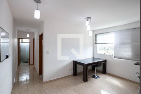 Sala 1 de apartamento para alugar com 2 quartos, 101m² em Jaqueline, Belo Horizonte