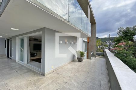 Sala - Fachada lateral de casa à venda com 4 quartos, 600m² em Mangabeiras, Belo Horizonte