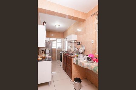 Casa à venda com 120m², 3 quartos e 2 vagas Casa à venda com 120m², 3 quartos e 2 vagasCozinha