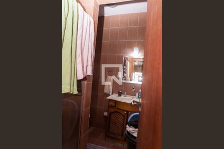 Casa à venda com 120m², 3 quartos e 2 vagas Casa à venda com 120m², 3 quartos e 2 vagasBanheiro