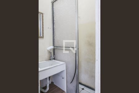 Banheiro de casa para alugar com 1 quarto, 32m² em Vila Clarice, Santo André