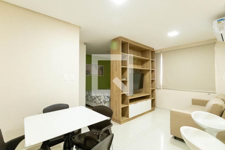 Sala de apartamento para alugar com 1 quarto, 50m² em Setor Bueno, Goiânia