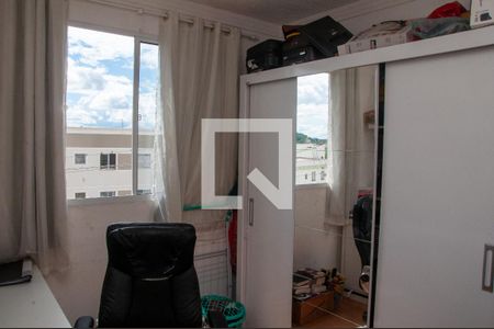 Quarto 2 de apartamento para alugar com 2 quartos, 60m² em Chacaras Reunidas Santa Terezinha, Contagem