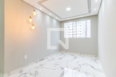 Sala de apartamento à venda com 2 quartos, 45m² em Usina Piratininga, São Paulo