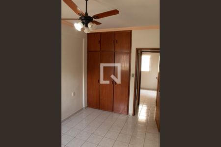 Suíte de apartamento para alugar com 3 quartos, 90m² em Saraiva, Uberlândia