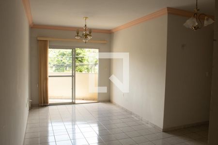 Sala de apartamento para alugar com 3 quartos, 90m² em Saraiva, Uberlândia