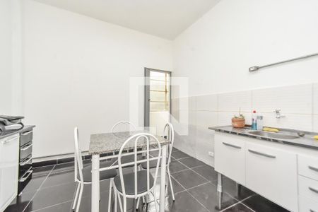 Apartamento à venda com 70m², 2 quartos e sem vaga Apartamento à venda com 70m², 2 quartos e sem vagaCozinha